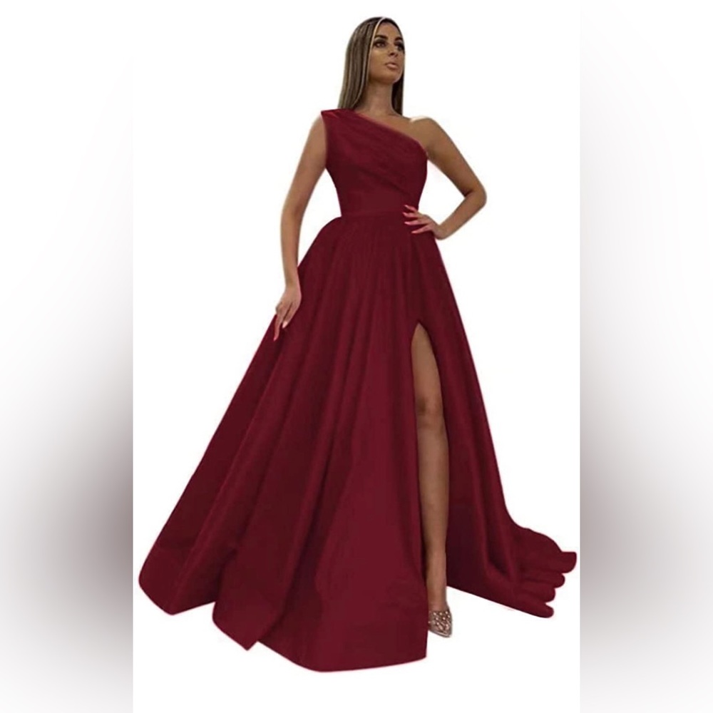 Ball gown - Picture 2 of 4